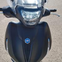 Piaggio Beverly 400 hpe