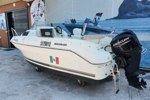 Quicksilver Activ 470 + Mercury 40 EFI