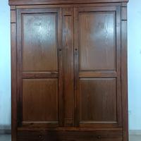 Armadio artigianale in legno massello indiano