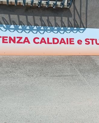 cartellone pubblicitario 