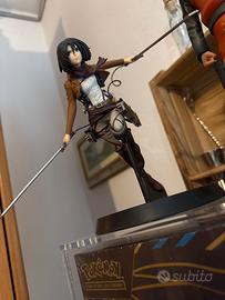 Action Figure S.N.K Mikasa e Eren