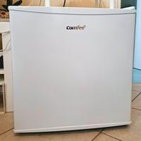 mini freezer comfee