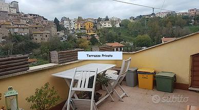 CASTELNUOVO DI PORTO BiLOCALE ARREDATO Con TERRAZZ
