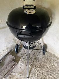 Barbecue Weber Kettle 57 a carbone