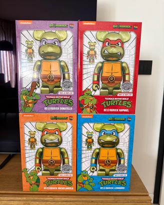Bearbrick  medicom toy