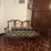 Divanetto in stile
