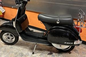 Piaggio Vespa P 200 E - 1984
