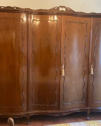 Armadio classico anni ‘ 50 in noce