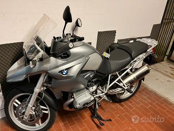 BMW 1200 GS solo 10.500 km con valigie originali