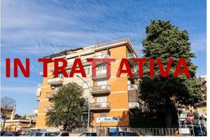 2 LOCALI A ROMA