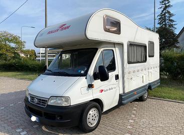 Camper roller team