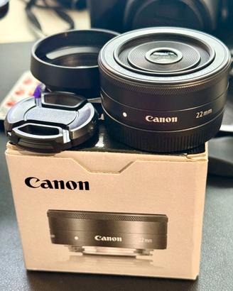 Canon EF-M 22mm f/2 STM + Paraluce + Scatola