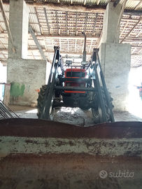 Fiat 1000 DT con pala