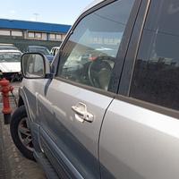 Porta anteriore sx MITSUBISHI PAJERO GLS anno 2005
