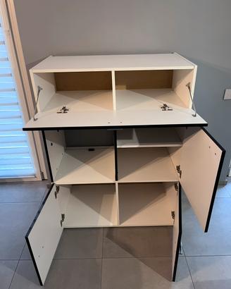 Mobile salotto ad ante