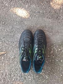 Scarpe da calcio per terreno sintetico