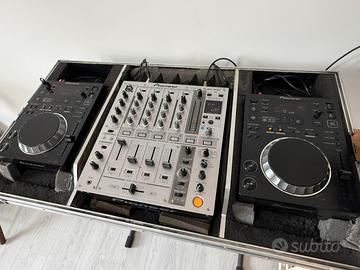 Console DJ Pioneer: 2x CDJ 350 + DJM 700 + Case