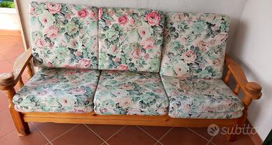 Divano + Tavolo + Sedie (prezzo trattabile)