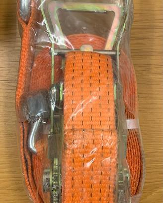 Cinghia a Nastro Tensore Con Cricchetto 0,5x9 Mt