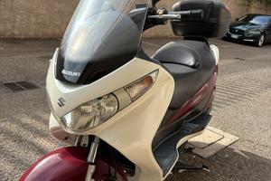Suzuki Burgman 200
