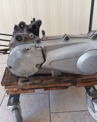 blocco motore Honda SH 150i KF08E