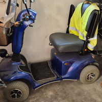 Carrozzina elettrica anziani