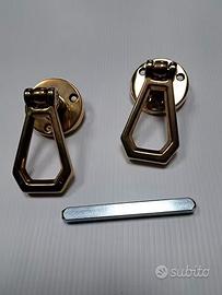 MANIGLIA a pendolo con rosetta