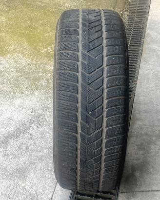 4 pneumatici PIRELLI INVERNALI