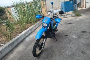 XT 600