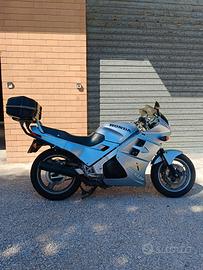 moto 750 Honda Motor RC 24 anno 88 