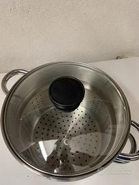 Casseruola con scolapasta