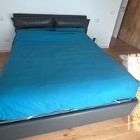 Letto contenitore matrimoniale