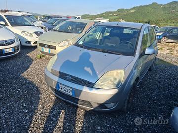 FORD Fiesta 1.4 TDCi 5p. Collection OK neopatent
