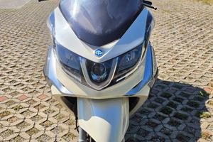 PIAGGIO X10 350 ie Executive