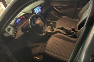 peugeot 2008 anno 2021