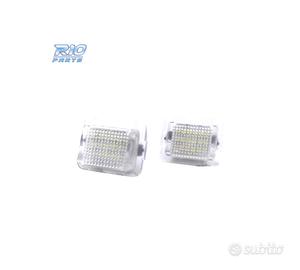 LUCI TARGA A LED PER MERCEDES CLASSE C W204 08-14