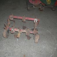 Estirpatorino per motocoltivatori