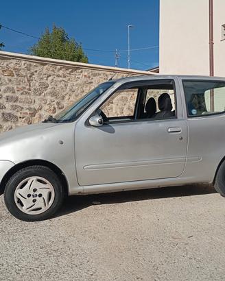 seicento , a benzina con idroguida
