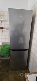 Frigorifero combinato Indesit