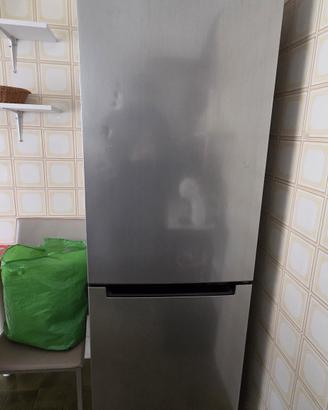 Frigorifero combinato Indesit