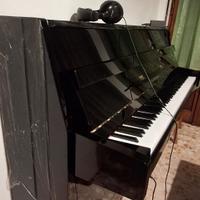 Pianoforte Yamaha B1 con sistema Silent