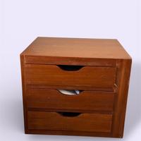 Cassettiera in legno