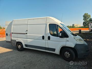 Fiat Ducato tetto alto passo medio