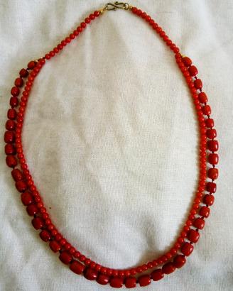 Collana in corallo mediterraneo
