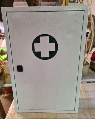 Cassettina per pronto soccorso