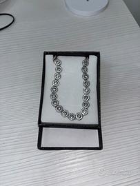 Collana con brillanti