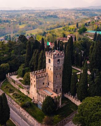 CONEGLIANO cessione attività di ristorazione C760