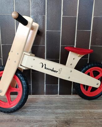 bicicletta in legno senza pedali 