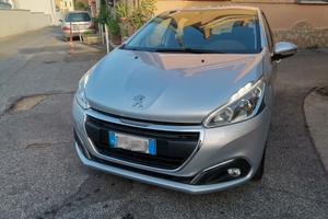 Peugeot 208 PureTech 82 5 porte Access