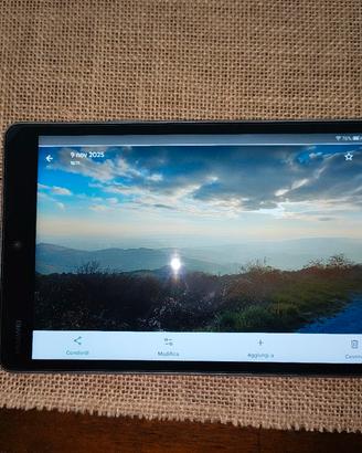 Huawei mediapad M3 lite 8'